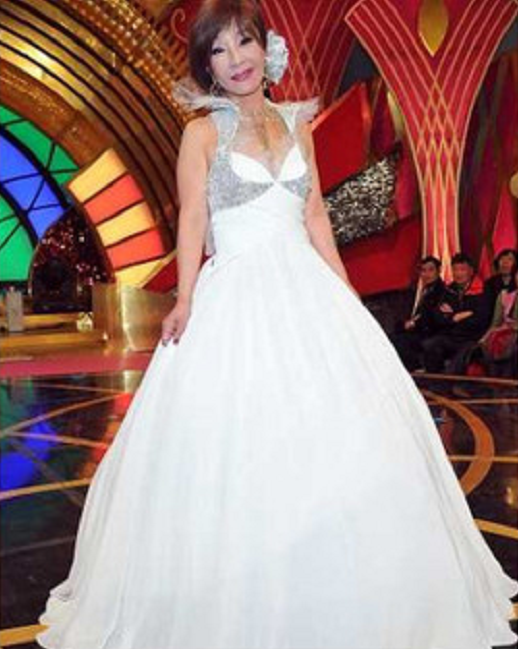 68岁女星晚年太凄凉！3千万资产被男友败光，如