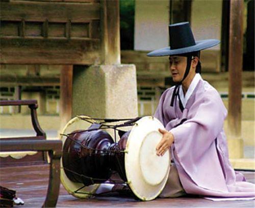 中国人称印度人“三哥”，韩国人为“棒子”，