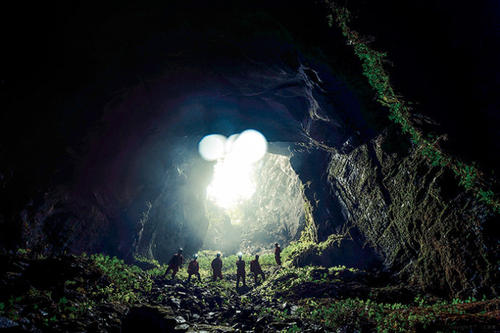 科普:地球是空心的?有何直接的证据能证明地球内部有文明吗??