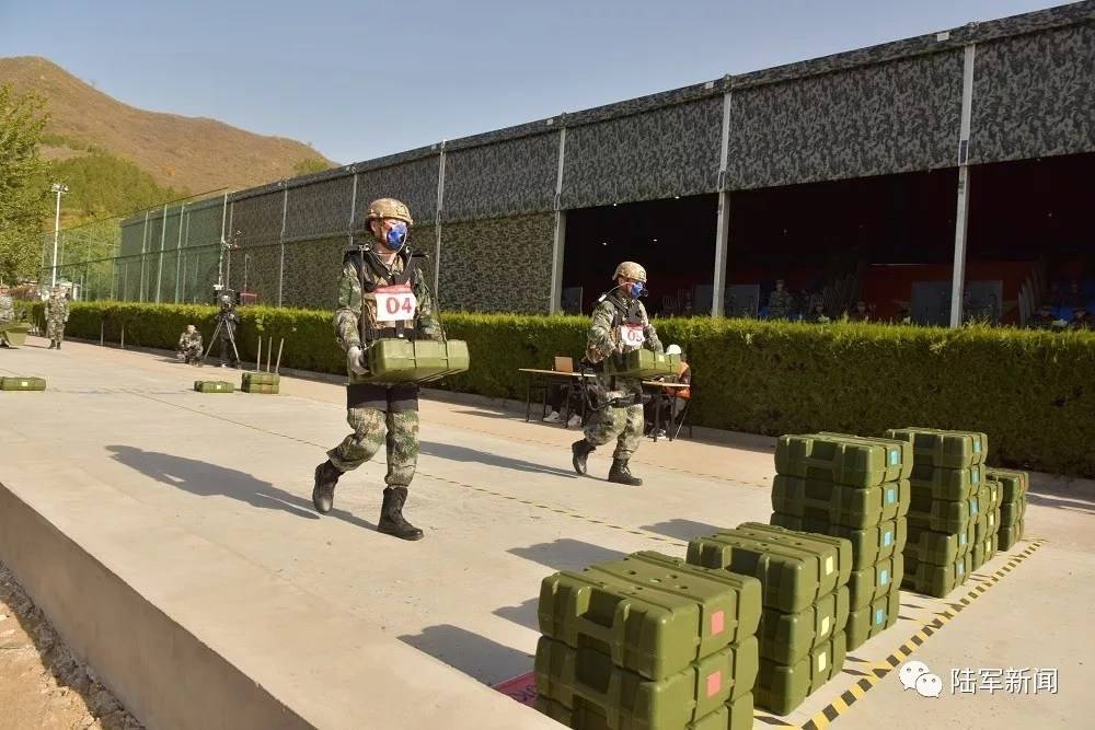 ��е������ӳ֣���ž�Ů������140������Ա��ѵ���Ͻ������