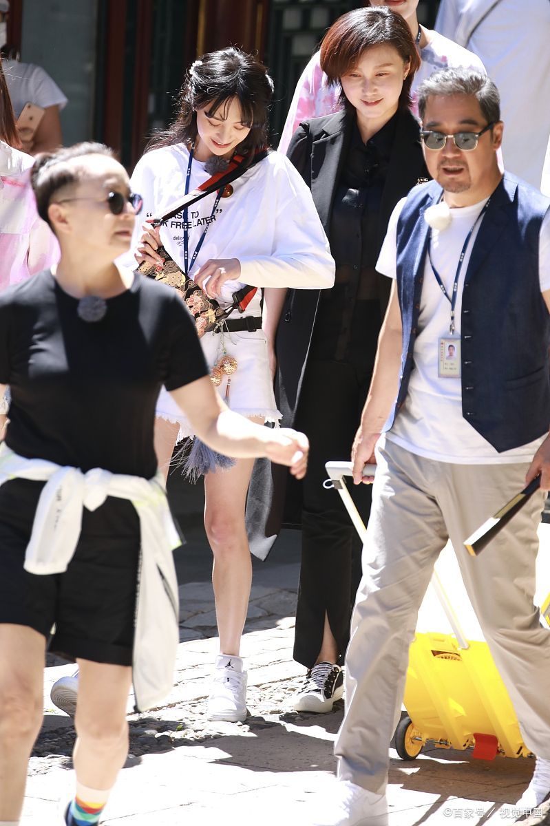“郑爽”被封杀、并非偷税漏税；其实是因为这三件事