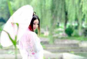 男子为讨好女子，他杀了一只狐狸，隔天村民全