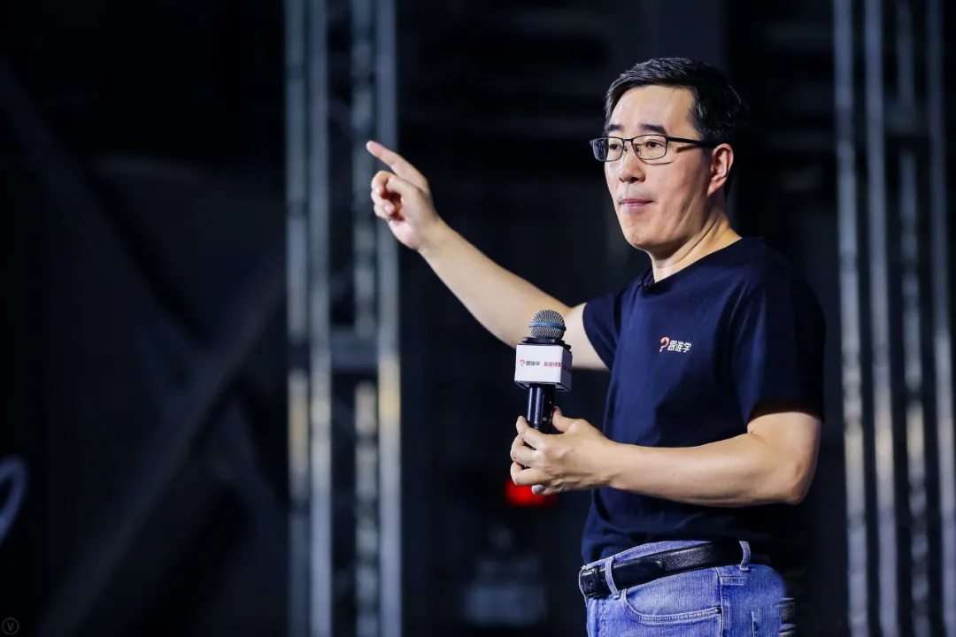 最强监管风暴来袭，40万家教培机构紧张了，中国家长更焦虑