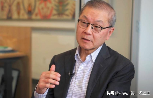 确诊HIV30年还在世，魔术师每年花多少钱治疗？华裔医生功不可没