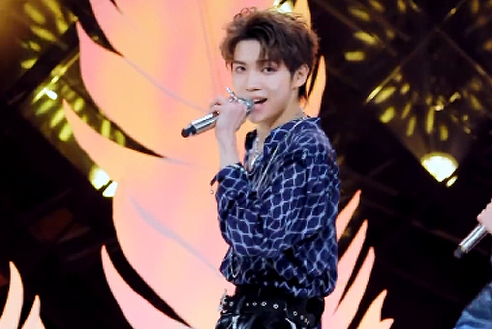 " does youth have you 3 " 2 fair pat Luo Yizhou broken sound to hit facial He Derui to you can continue continuously counterattack? 