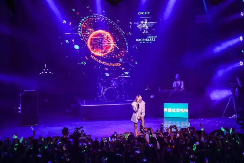 大麦“平行麦现场”连接全场景，开启音乐演出与商业模式交织升级