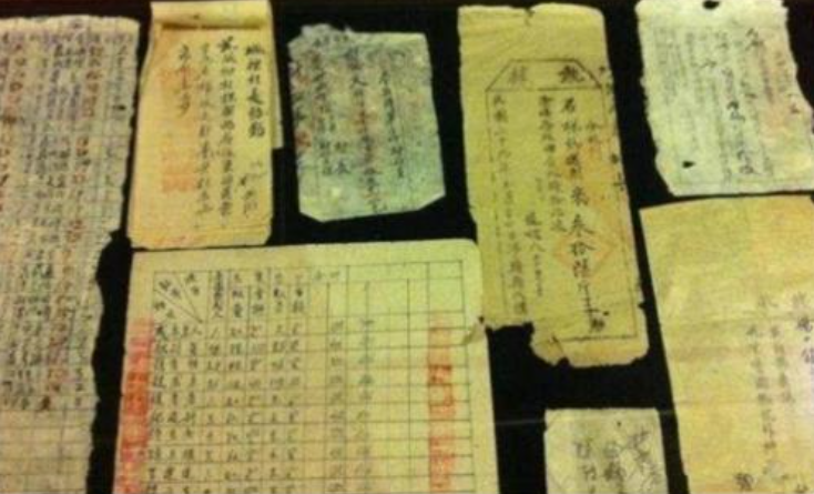 山西老人拿出泛黄欠条，想兑换1100万，专家忙问