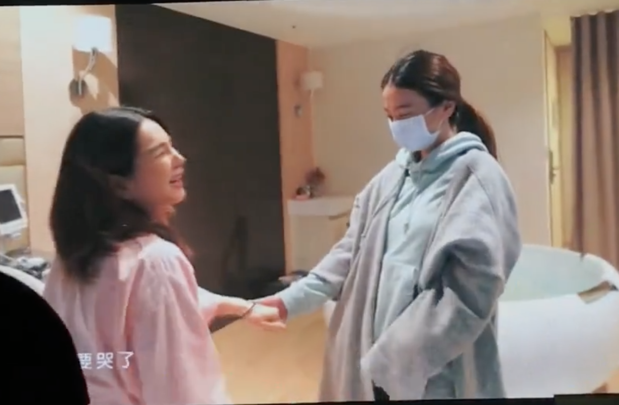 Ella公開生產過程，神情痛苦令人揪心，產後曾經歷兩年尿失禁