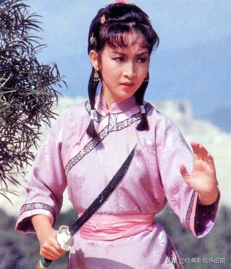 1983年TVB經典劇集《十三妹》:從何玉鳳認識黃杏秀 - 頭條匯