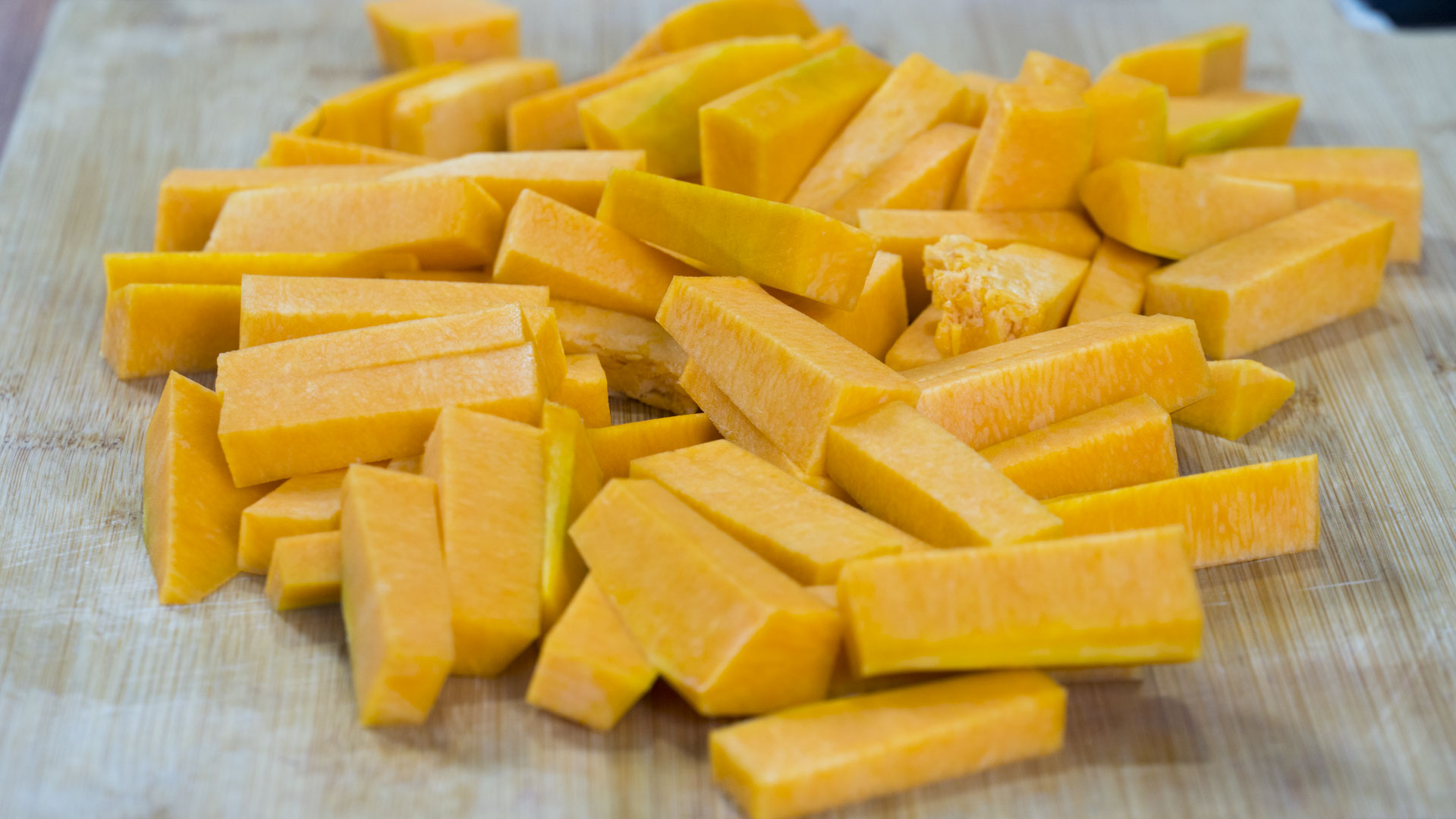 手工芋圓最快速的做法，1搓2揉，勁道Q彈，大人小孩都喜歡吃