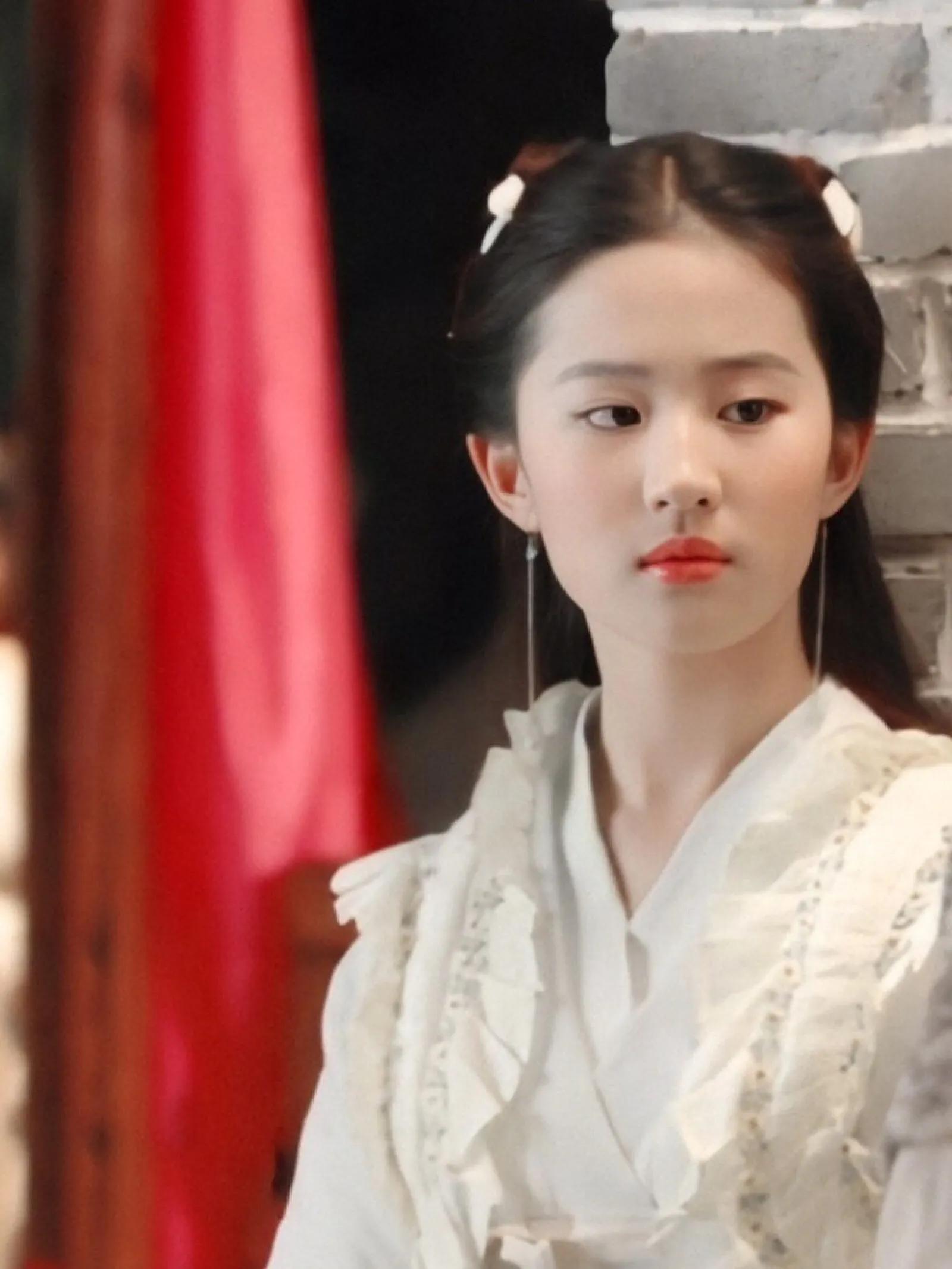 Does anyone remember Zhao Ling'er?Liu Yifei was a fairy descending to ...