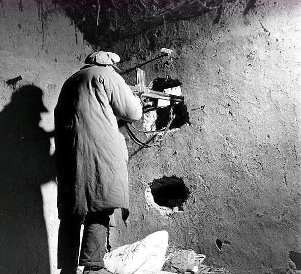 ����ս���ڼ�����������Ĺ�����ʿ���ޱȵ��䣬ͼ6Ϊ����������