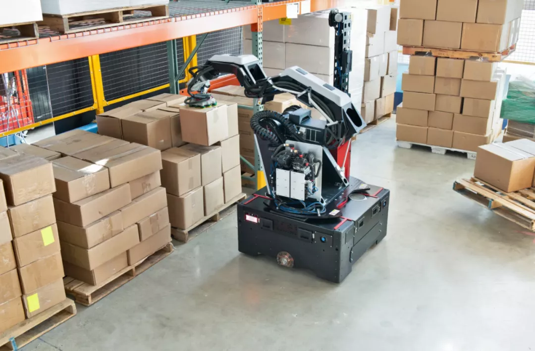 每小时移动800例货箱，波士顿动力推出商用仓储机器人