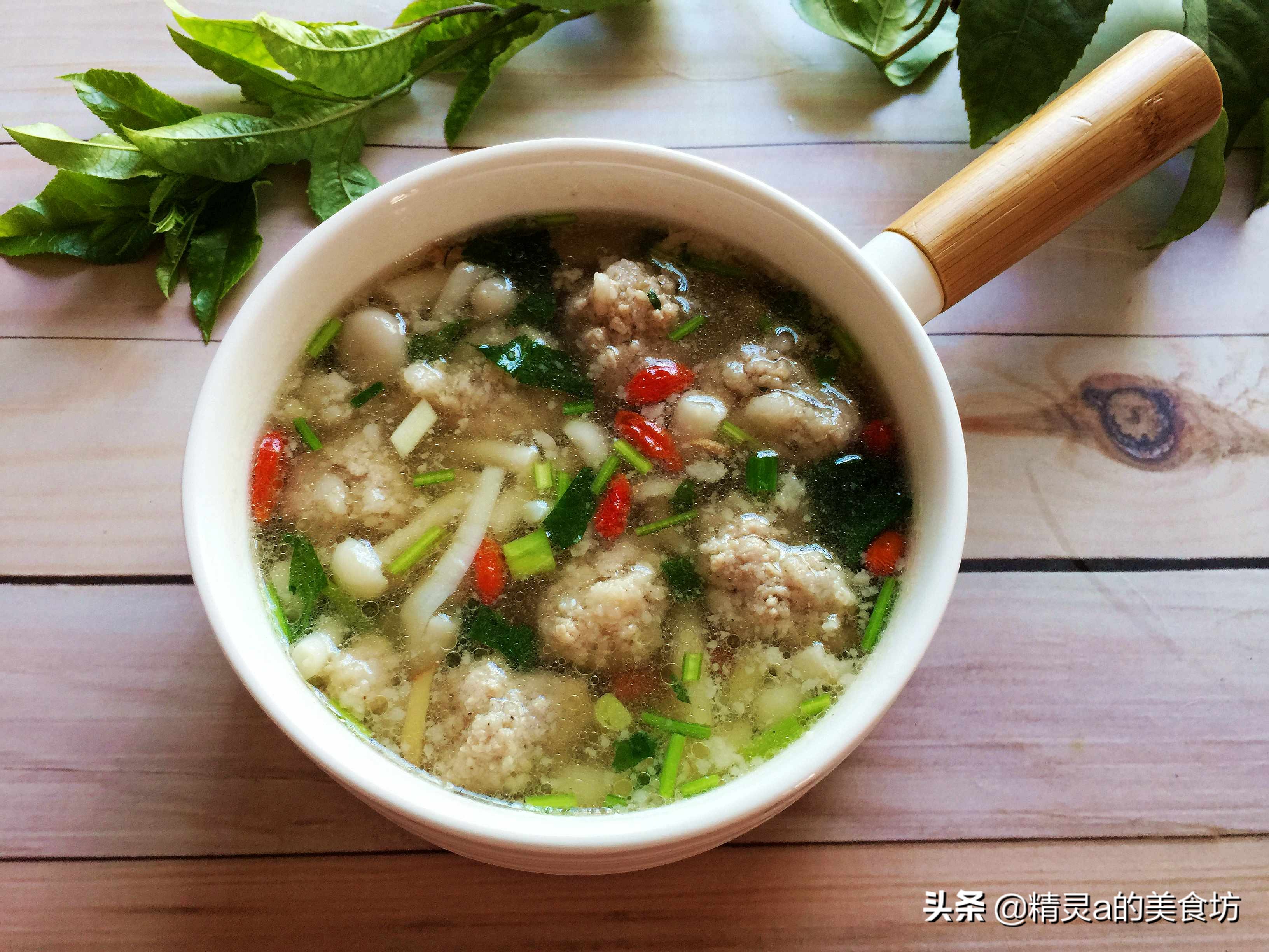 An 8-year-old kid wants to drink this soup. It is simple and easy to make. It is not nourishing. No wonder they don’t drink enough.