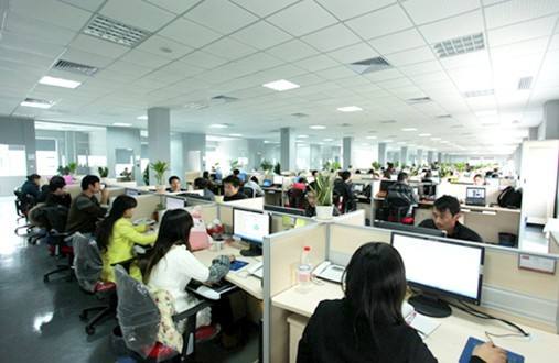 如今各类招聘会都有保险公司在招聘员工，保险公司就这么缺人吗？