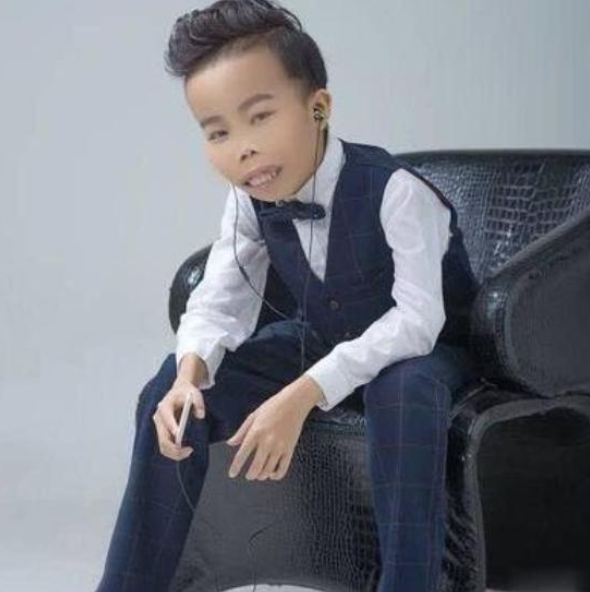 还记得“外星人”陈山吗？封杀3年变化巨大，网