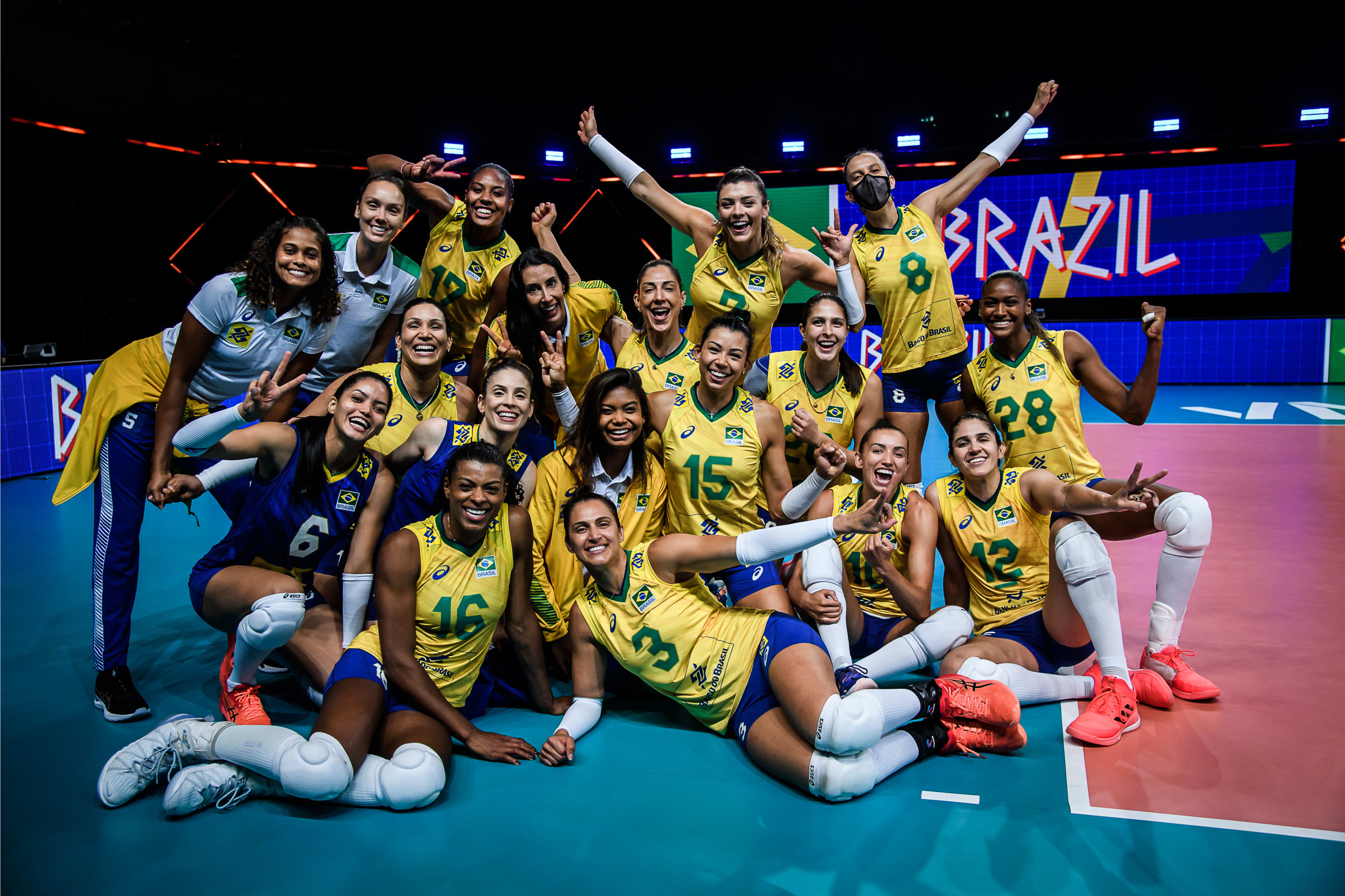 Brazil women's volleyball team 31 Turkey, the round robin ended