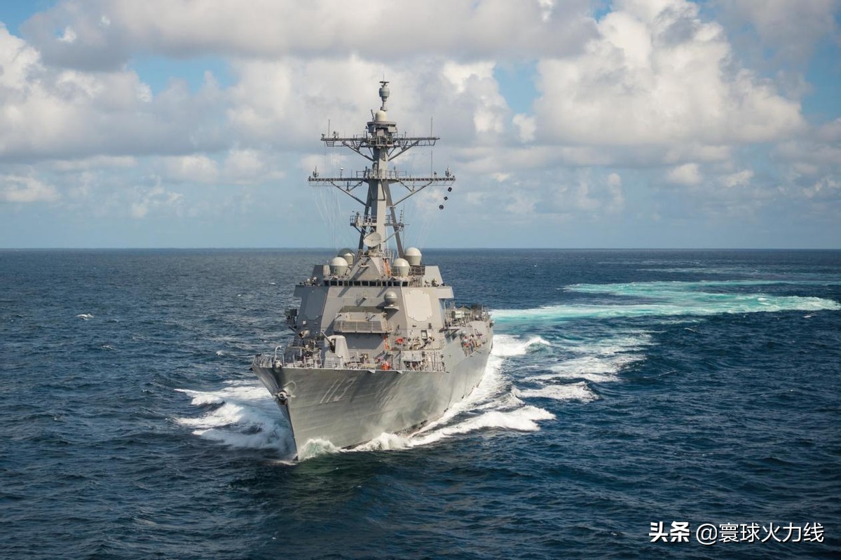 战舰穿越台湾海峡不再遮掩，美军清早发文公开航迹，张春晖：坚决反对