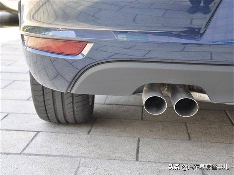 當排氣管冒出白煙 藍煙 黑煙時 代表汽車出現故障了嗎 汽車界那些事兒 Mdeditor