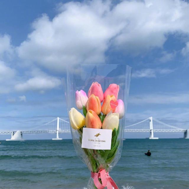 简短独特的母亲节祝福语温暖四溢 祝妈妈节日快乐图片
