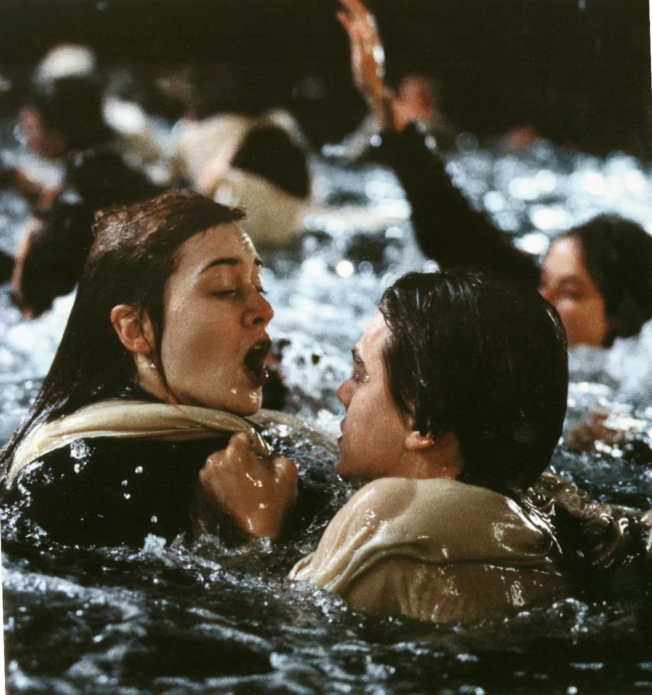 《泰坦尼克号》万字幕后解析，无论过去多少年