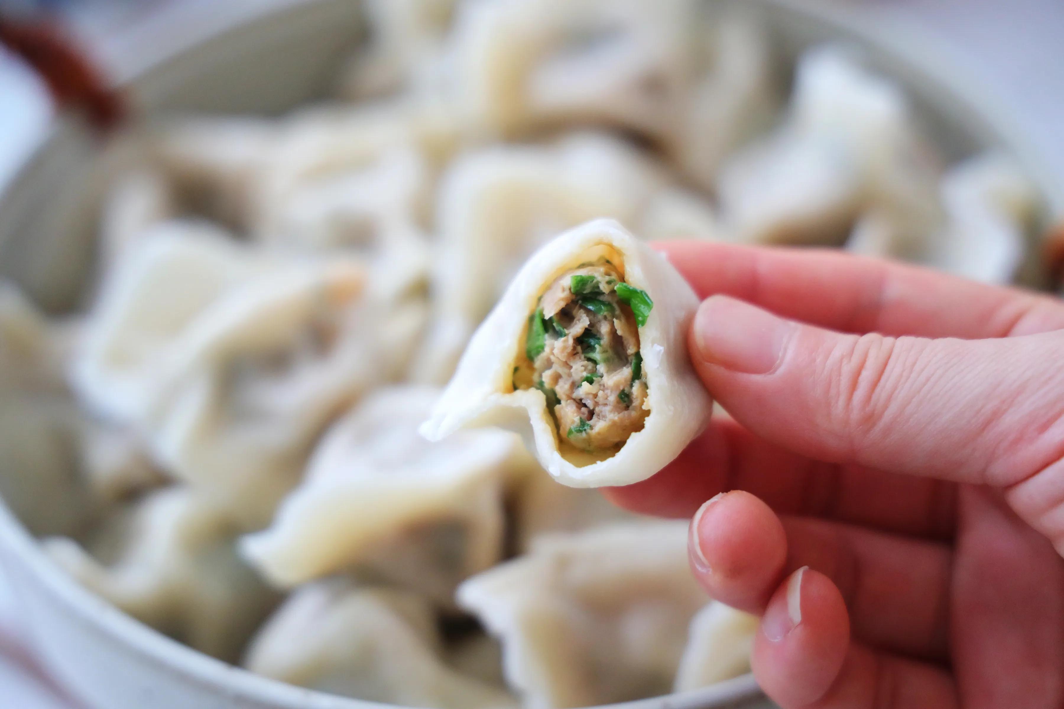 初伏了，这馅儿的饺子一定要吃，清香美味，太适合夏天吃了
