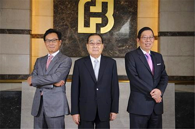 ˥�˵�̨�徭�ã��Ʒ�¢�����������ʰ�ռ���ڣ���С��ҵ�粽����