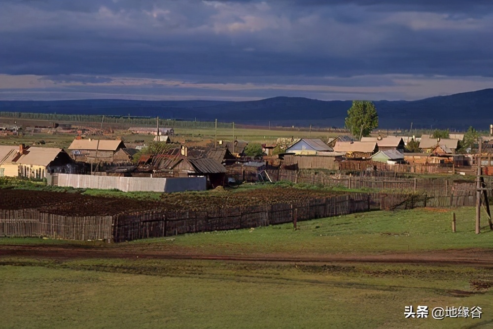 中俄石油管道线路为什么多次变更？