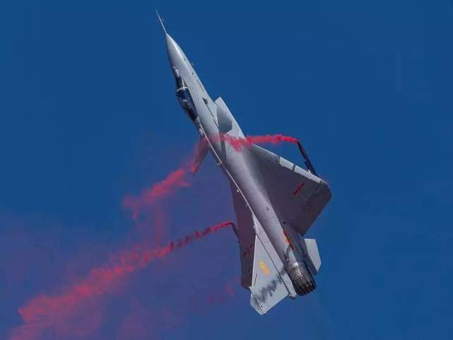 人类最顶尖工业技术，中国落后美国20年，白给我