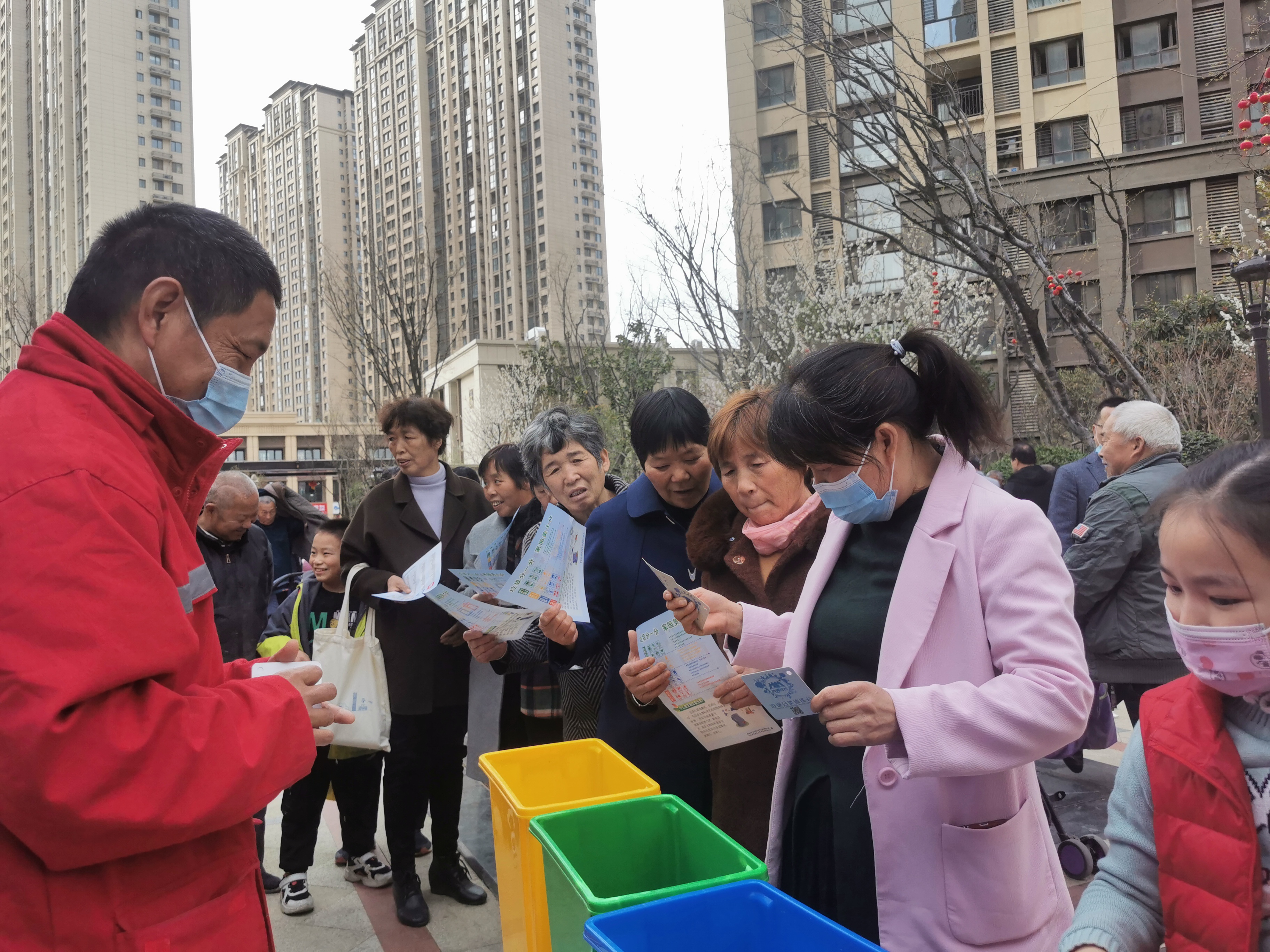 郑州市管城回族区：倡导垃圾分类，建设美丽家园