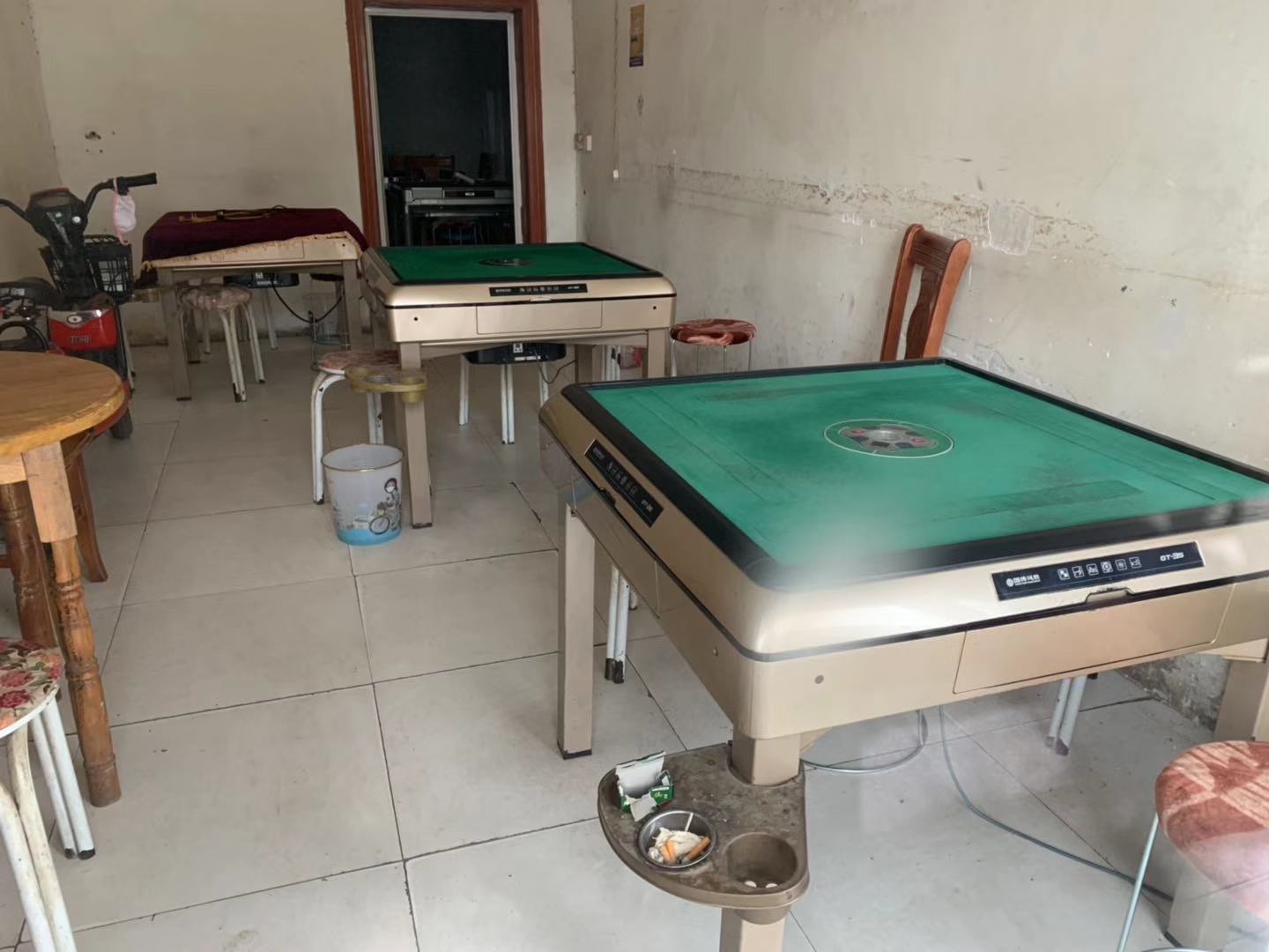 男子看守所病亡，家属起诉公安局看守所提224万国赔，病发摔倒同监舍友按7次门铃呼救，家属质疑延误治疗