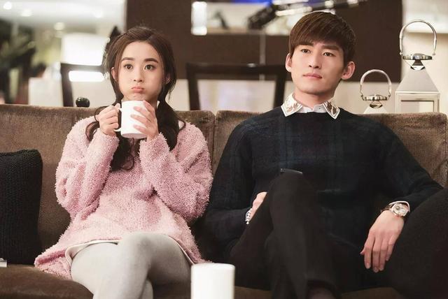 《有翡》开播，赵丽颖被吐槽显老：她才33岁，怎