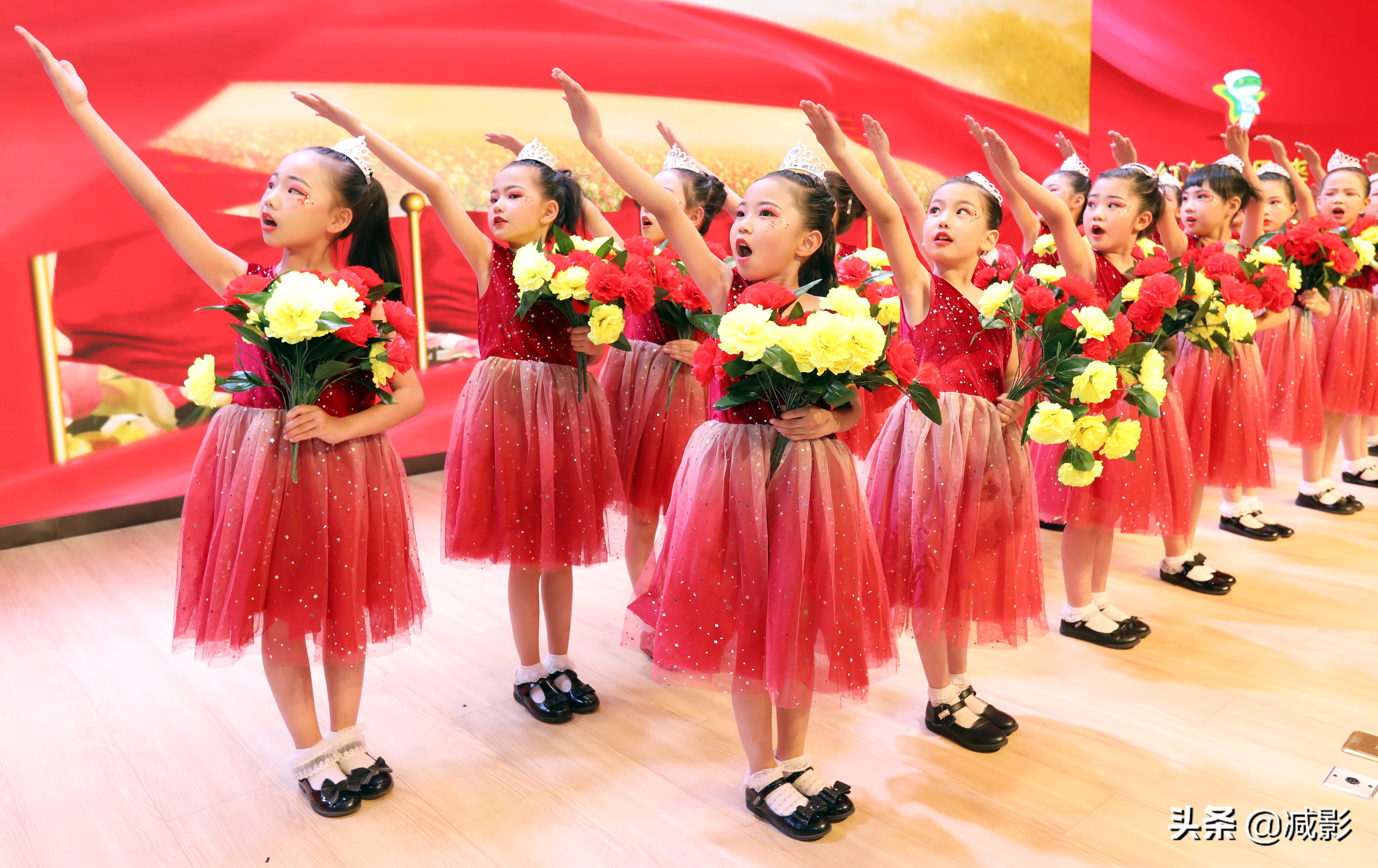 西安市航天城第四小学举行红领巾学院开院(图1)