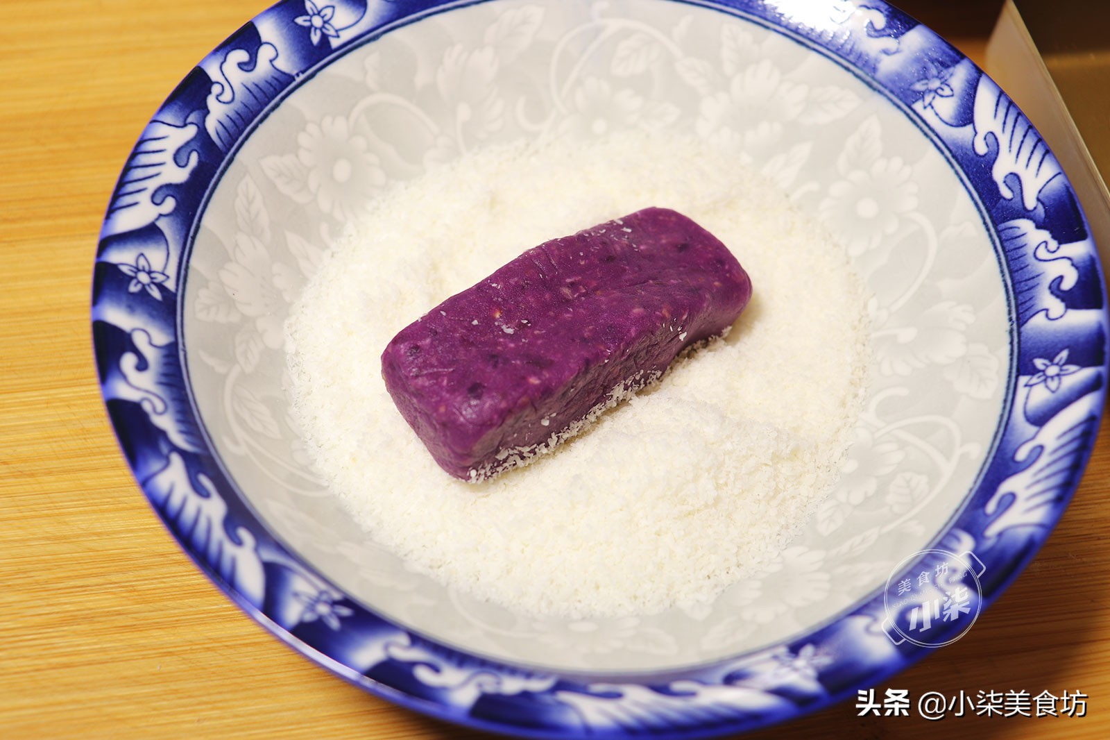 秋天多吃紫薯，教你简单做法，不用一滴水，软糯香甜比蛋糕还好吃