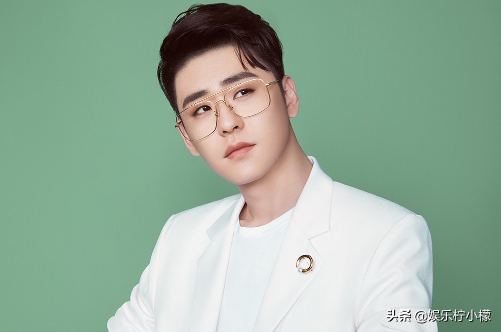 德云社张云雷复出首个代言，销售速度再创纪录，不到一小时破千万