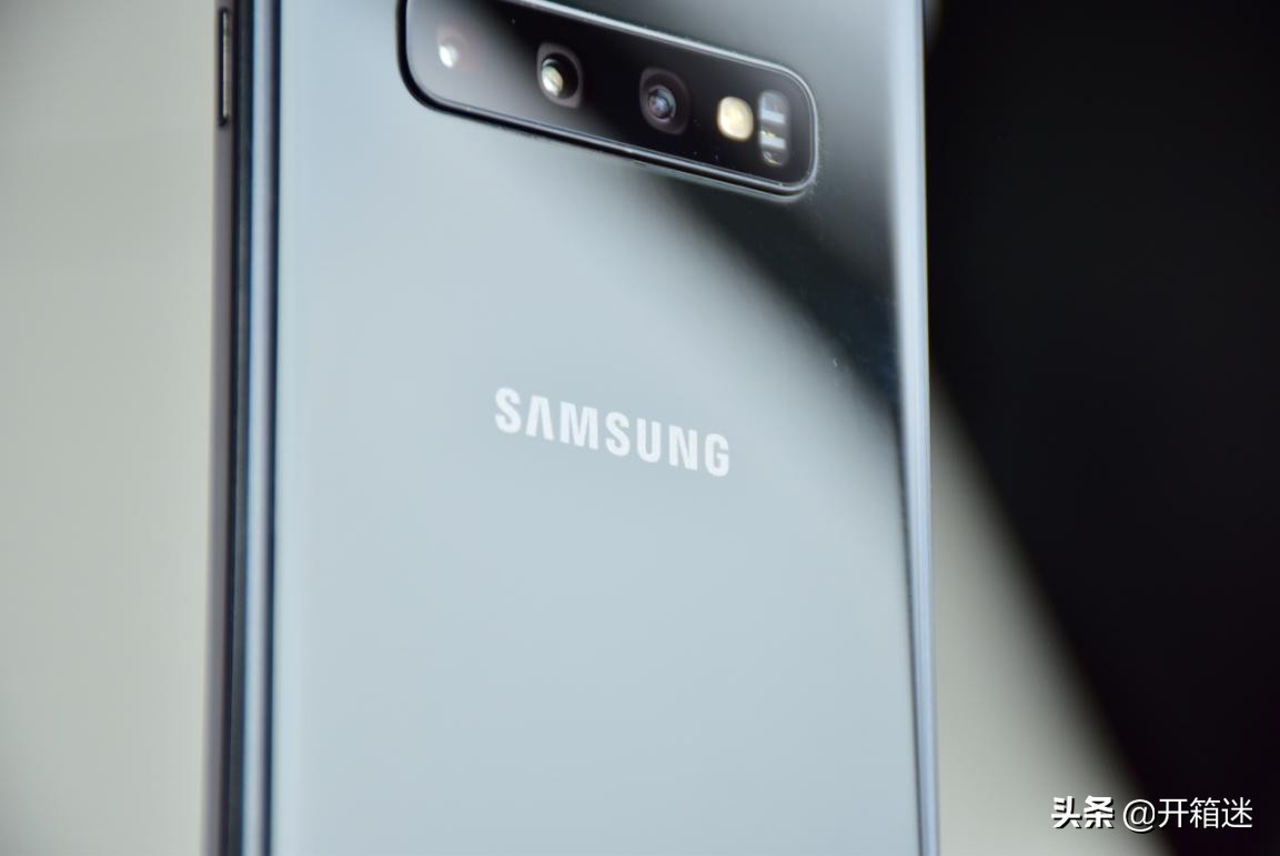 手機(jī)圈的黑馬誕生，三星Galaxy S10+深度評(píng)測(cè)