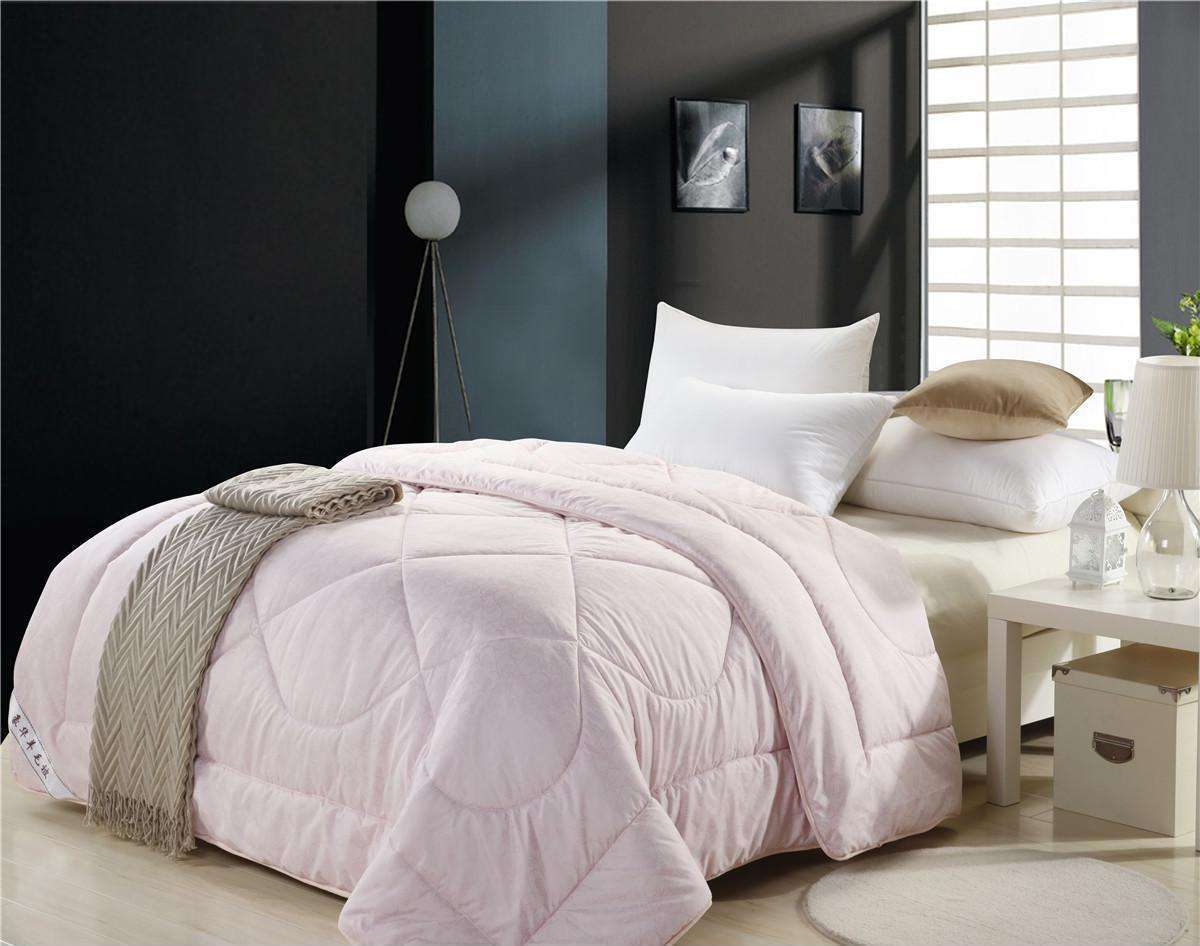 Does the quilt smell after sleeping for a long time?Teach you the right way, no need to wash