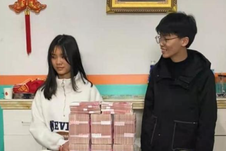 江西最 豪橫 訂婚儀式 68萬現金堆成小山 評論區裂開了 美芽媽媽 Mdeditor