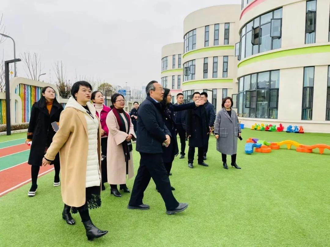 华中教育集团校（园）长莅临天府新区宁安幼儿园参观、指导