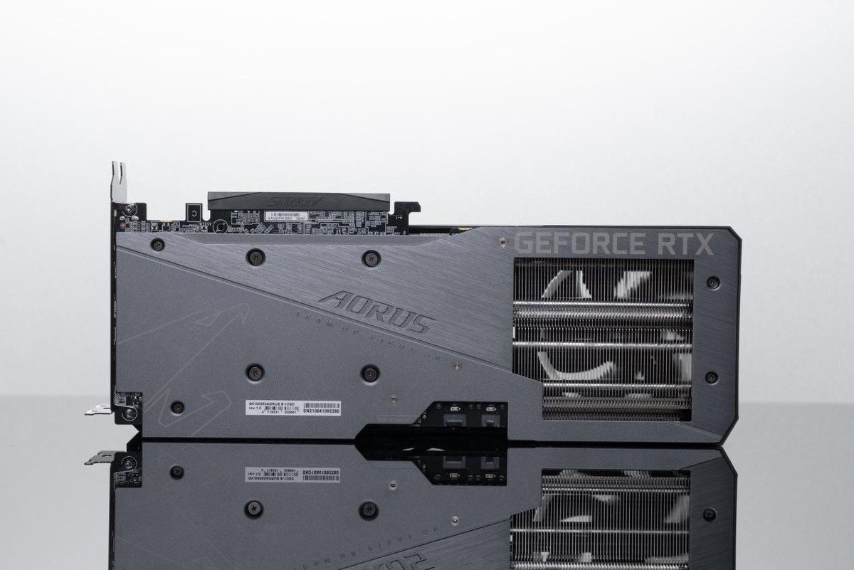 甜点卡也能如此奢华 技嘉小雕AORUS GeForce RTX 3060 ELITE 12G评测