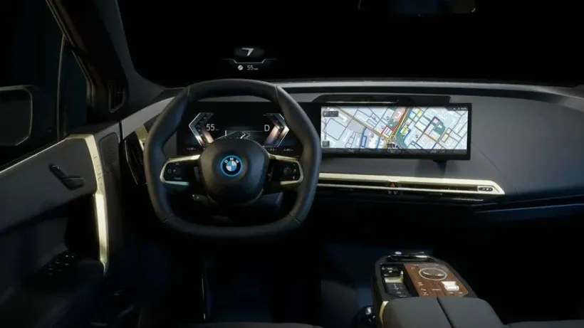 宝马推出第8代BMW iDrive系统 “打人机交互和智能驾驶