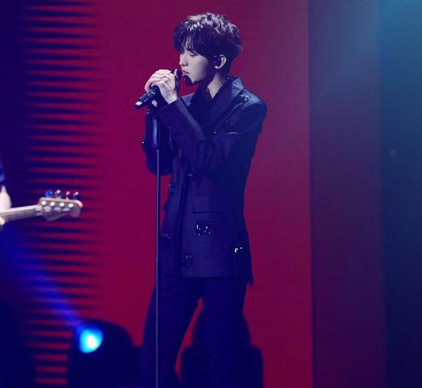 ? TFboys program is chopped, xiao Zhan plum is pulled forcedly now group Cp, sponsor should just do a business? 