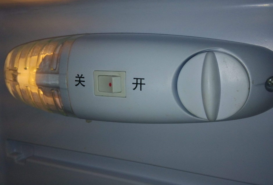 冬天来了，冰箱怎么调节温度？能否停掉？做错可能会损坏冰箱