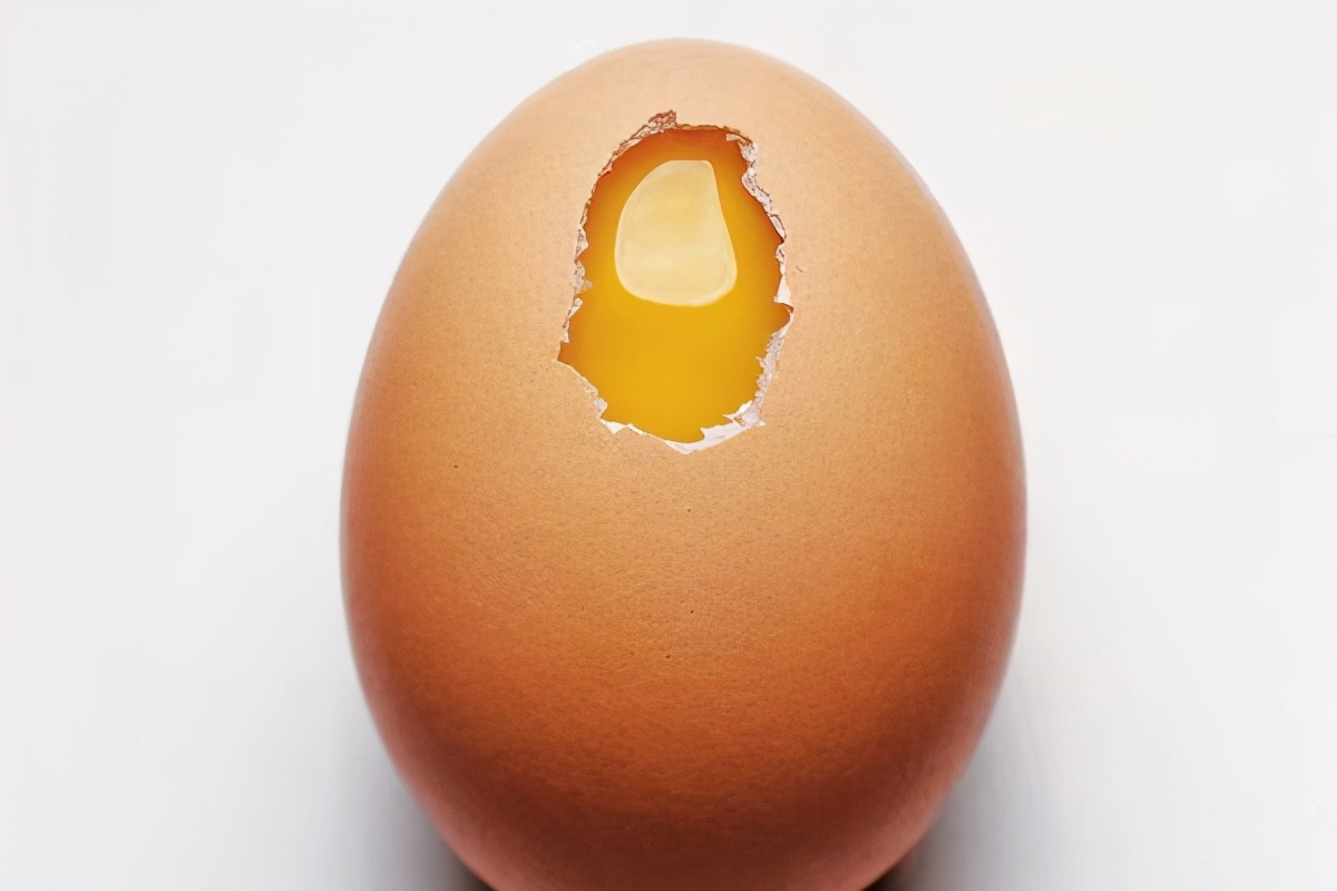 每天吃雞蛋健康嗎？ 膽固醇會升高嗎？ 看看研究證據怎麼說