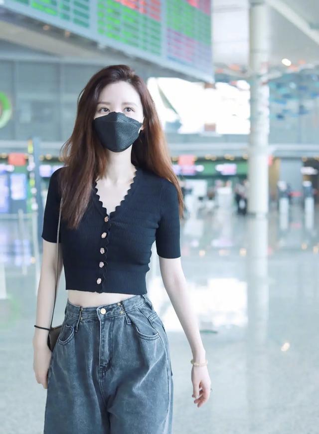 张萌