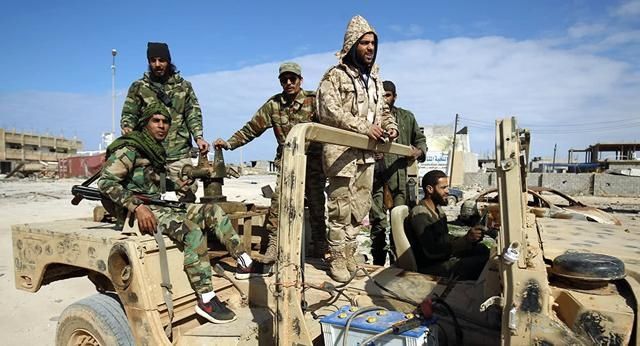 以军突然开火，土军猛烈炮击，俄叙两面受敌，