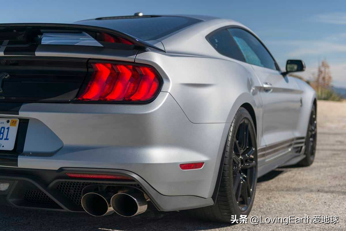 2020年福特野馬謝爾比GT500：一改以往美式肌肉車的操控