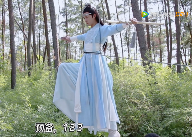 Old affection male group exceeds respect property! The face that resemble battle buries sewage, yu Bin pours condole encephalemia, zhu Zanjin rolls stair