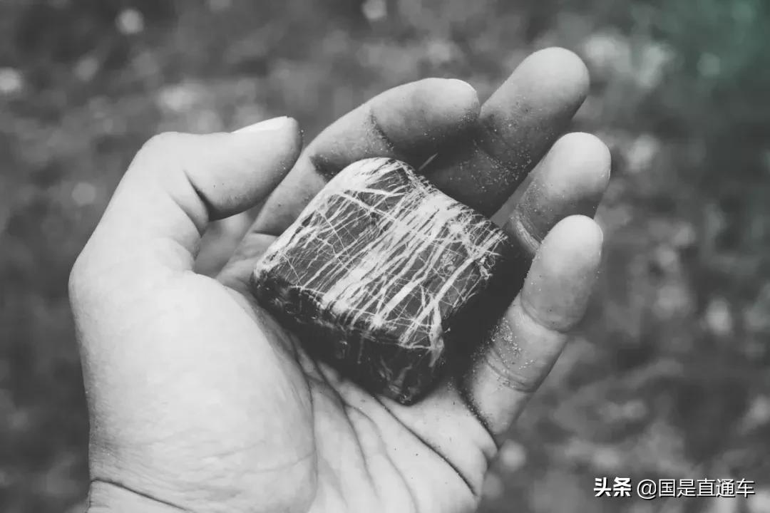 卖给中国，一吨铁矿石毛赚120美元！进口铁矿石
