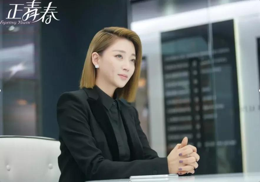 品牌持续向上丽驰汽车签约影视明星殷桃形象代言